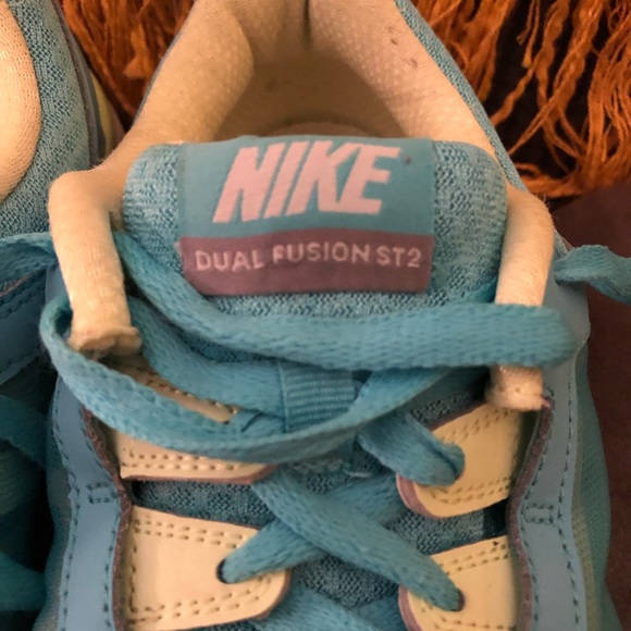 Nike Dual Fusion ST2 women’s size 9 - Picture 3 of 6